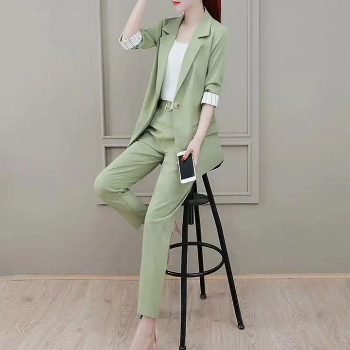Vienna | Women’s Tailored Blazer and Slim Fit Pants Suit