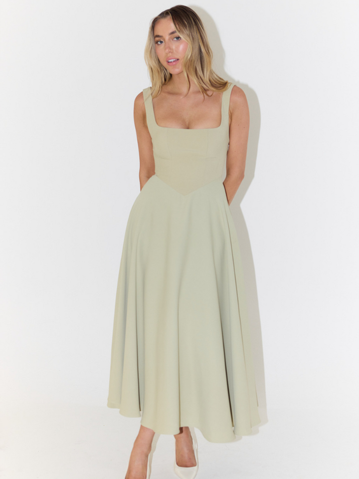 Alina | Flattering Fit Midi Dress