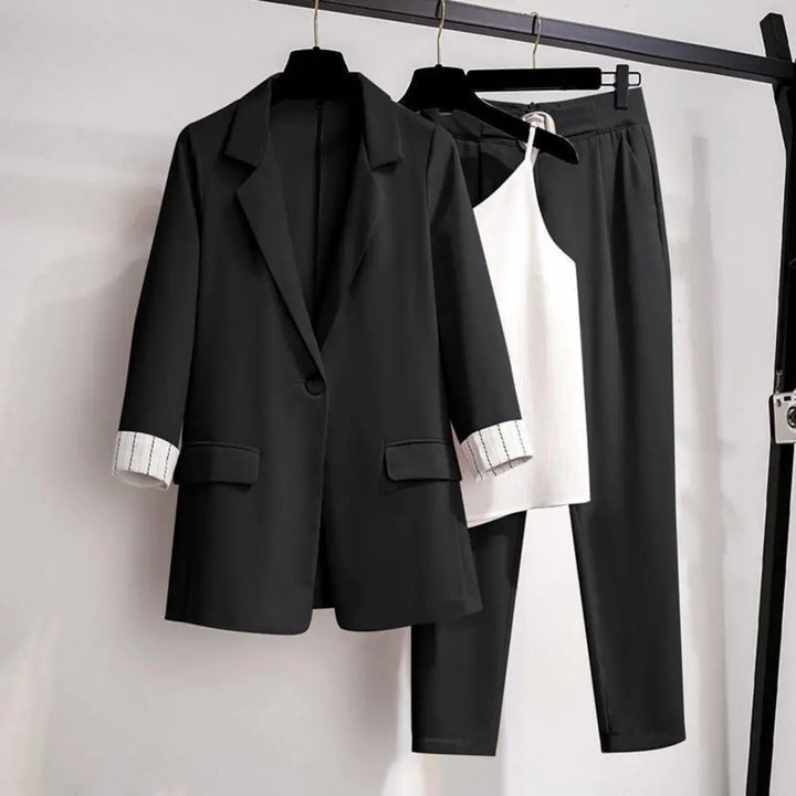 Vienna | Women’s Tailored Blazer and Slim Fit Pants Suit