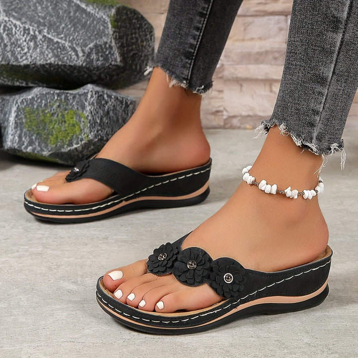 Soraya | Floral Detail Platform Sandals