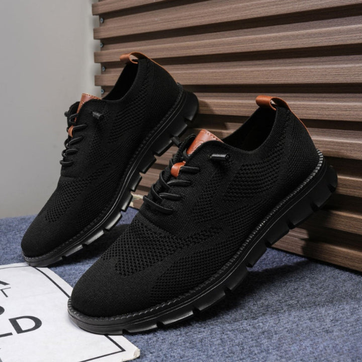 Lightweight Knit Men’s Sneakers