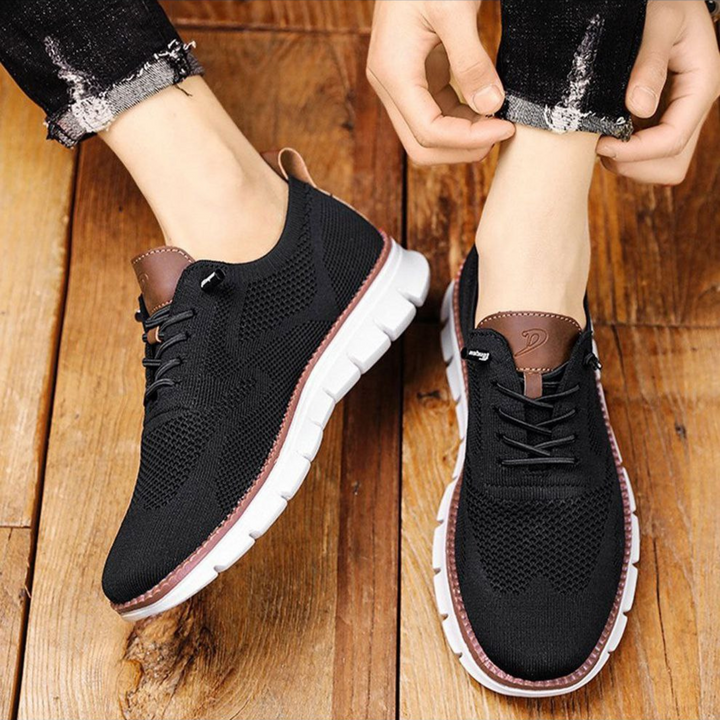 Lightweight Knit Men’s Sneakers